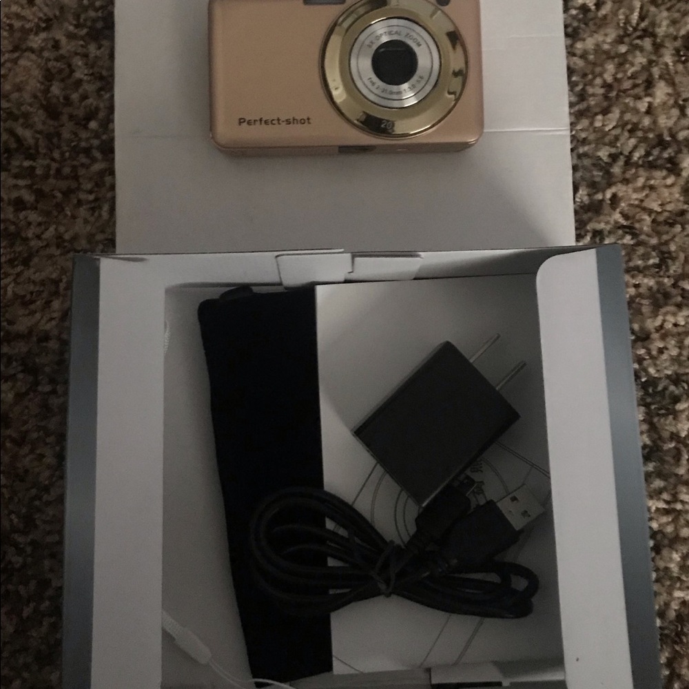 Perfect shot digital camera - Picture 2 of 3